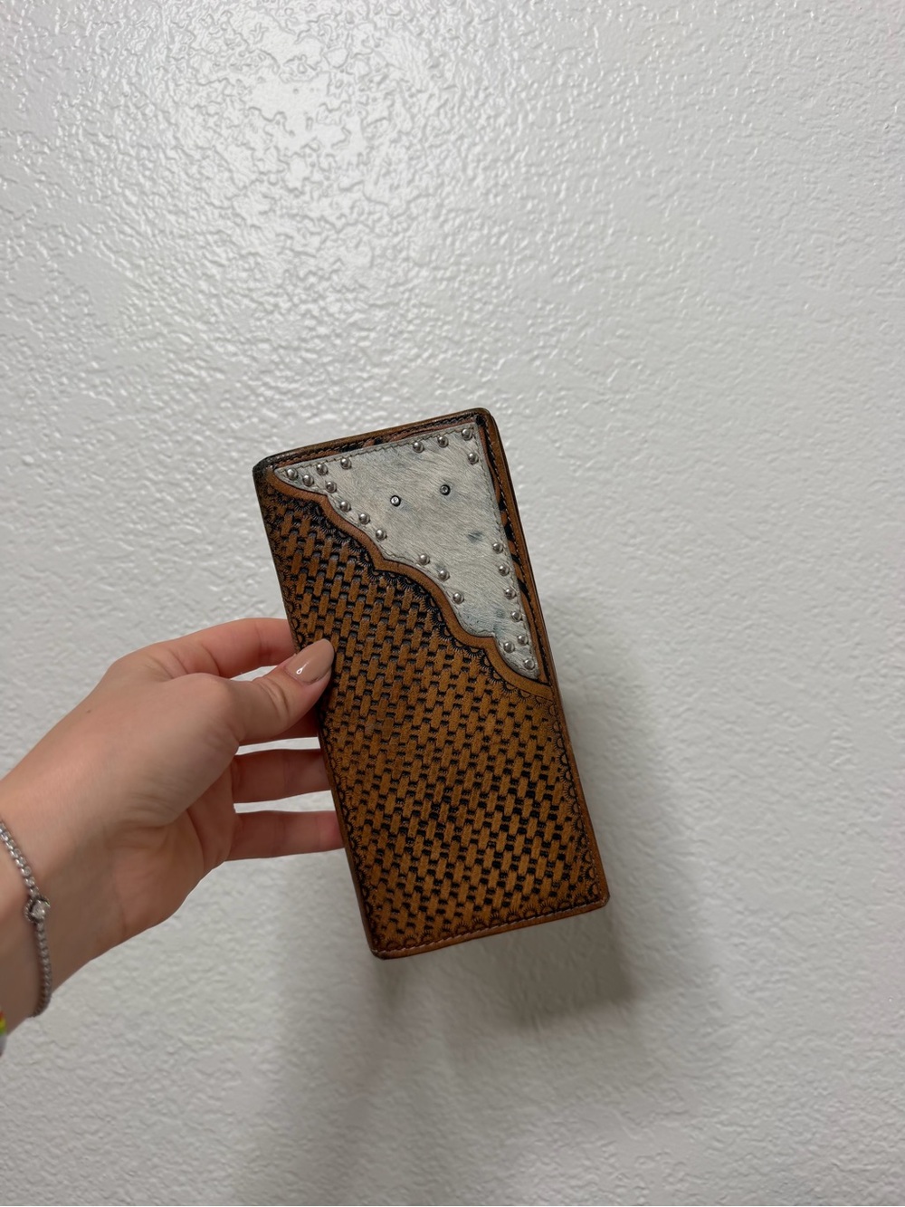Vintage Genuine Leather Tooled Western Cowhide wallet